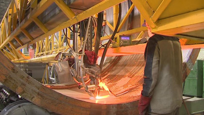 Предприятия тяжелой промышленности Петербурга вывели на работу 90% сотрудников