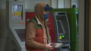 Петербургский городской суд подтвердил законность требования о ношении масок и перчаток