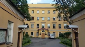 Медиков психиатрической больницы Святого Николая Чудотворца отпустили домой после вынужденного карантина на рабочем месте