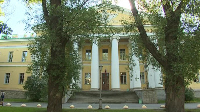 Александр Беглов: Врачи Мариинской больницы Петербурга успешно провели вторую трансплантацию сердца