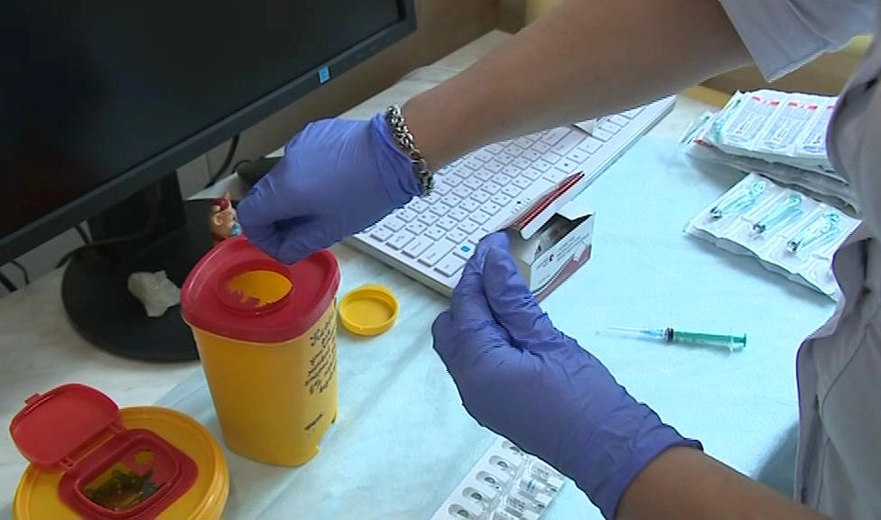 Около 645 тысяч петербуржцев сделали прививку от гриппа - tvspb.ru