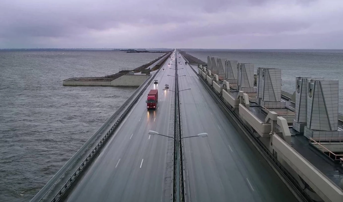 На скоростной дороге КЗС ограничат движение из-за работ на мосту - tvspb.ru
