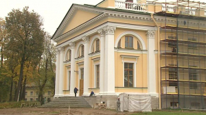 В Царском Селе Александровский дворец приотворил двери за полгода до открытия