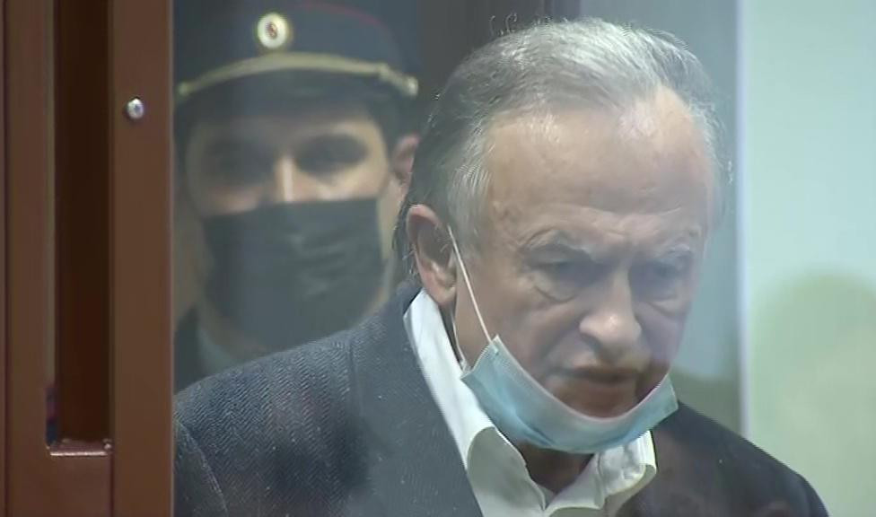Суд закрыл часть заседания, чтобы историк Соколов назвал имя любовника Ещенко