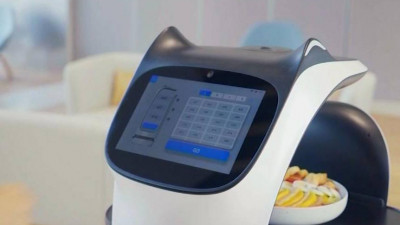 Российская сеть кафе начала тестировать роботов-официантов