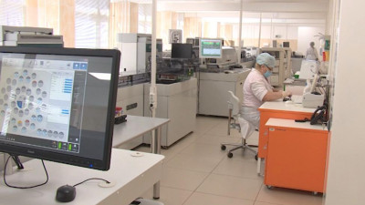 Более миллиарда выделят регионам на оборудование для тестирования COVID-19