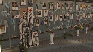 Стихийный мемориал медикам, погибшим от коронавируса, демонтируют в пятницу