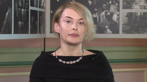 Я ношу маску. Анна Вартаньян