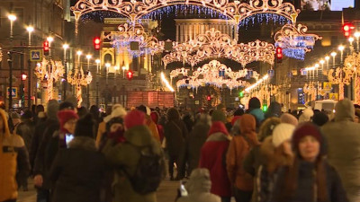 Эксперты поддержали введение новых ограничений из-за коронавируса