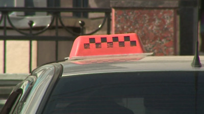 Петербуржцы смогут поехать на КТ на специальном такси по направлению врача