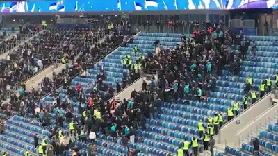 Суд в Петербурге арестовал четверых фанатов за драку на матче «Зенит» – «Спартак»