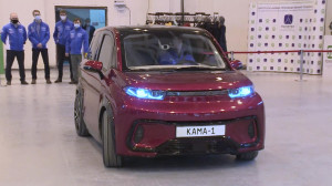 Электрический мини-кроссовер