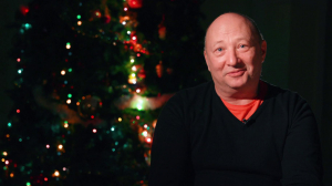 С Новым годом! Петербуржцев поздравляет Юрий Гальцев