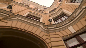 Новогоднее шоу в петербургском стиле. Как снималась «Карнавальная ночь у Певческого моста»