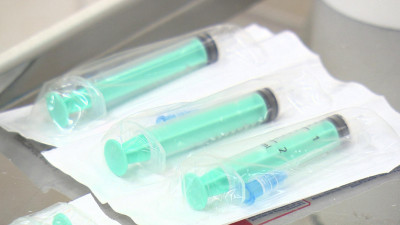 В Петербурге продолжается масштабная вакцинация от COVID-19