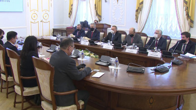 Петербург и Южная Корея продолжат сотрудничество в сфере автопрома