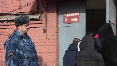 В Петербурге заключенных в СИЗО прививают от коронавируса «Спутником V»