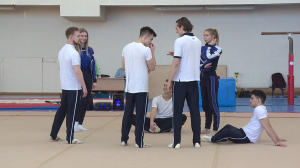 Это красиво без лент и блёсток: как готовится к соревнованиям мужская сборная Петербурга по художественной гимнастике