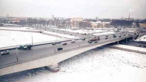 Самая длинная разводная переправа через Неву. Мост Александра Невского