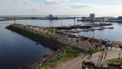 Старт парусной навигации дали в Петербурге