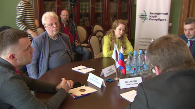 Мировые тенденции избирательных кампаний и место в них России обсудили на Экспертном клубе Петербурга