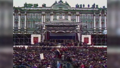 Как Санкт-Петербургу возвращали историческое имя