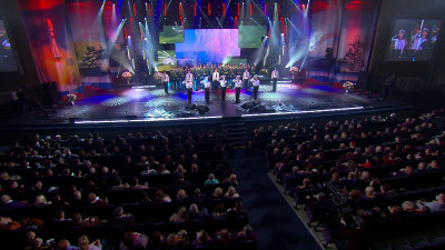 В БКЗ «Октябрьский» прошел концерт, посвященный Дню защитника Отечества