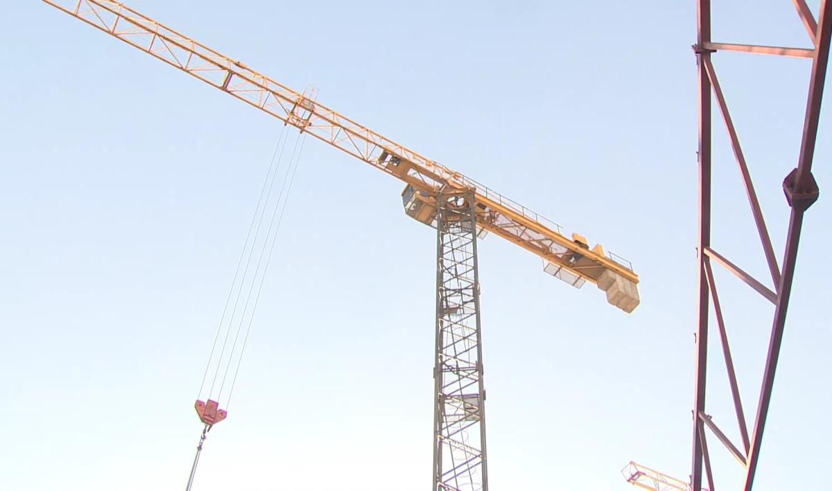 Ленобласть решит проблемы дольщиков жилых комплексов «Северный вальс» и «Чистый ручей» - tvspb.ru