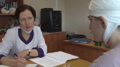 Петербургские врачи удалили опухоль мозга подростку, находившемуся в сознании