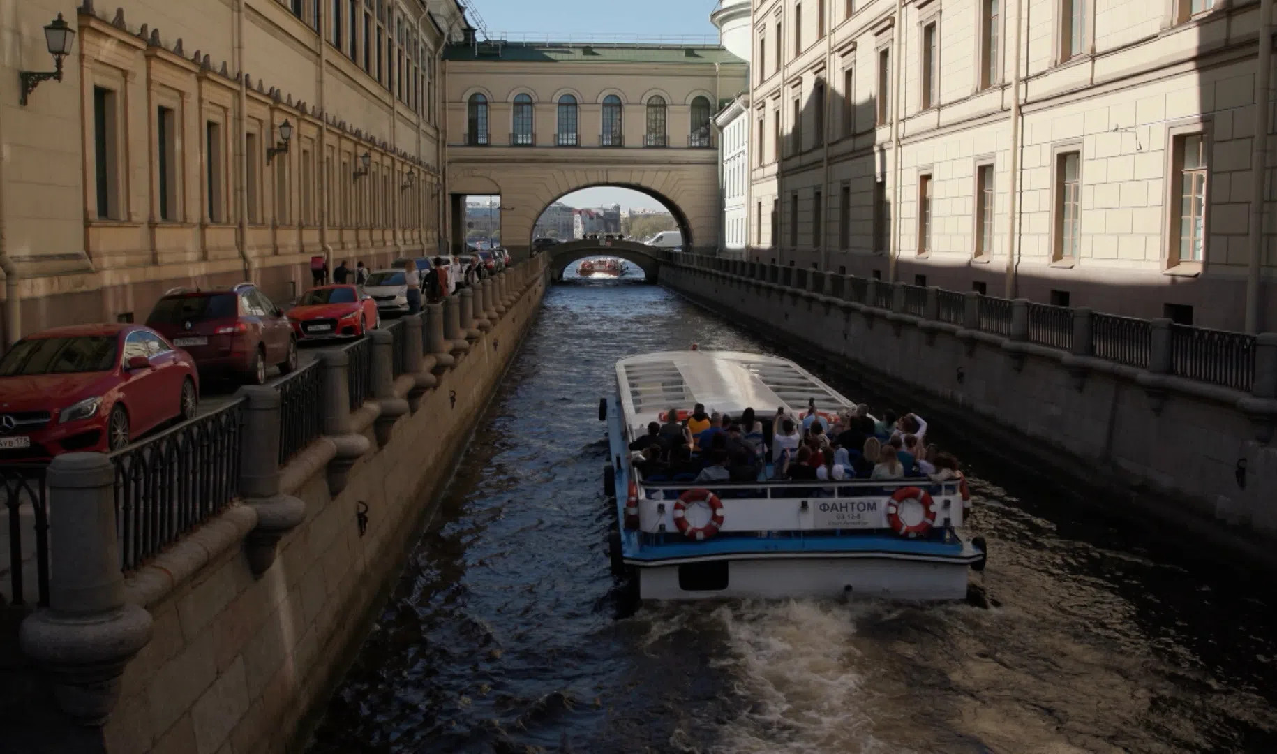 Петербургу тысячи лет. Водный транспорт в Питере. Водный канал Санкт-Петербург. Море в Питере. Туризм СПБ.