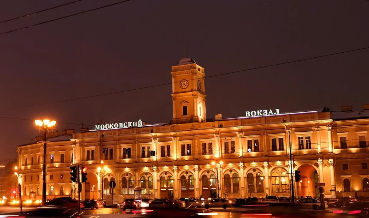Пассажиров Московского и Ладожского вокзалов проверят на соблюдение масочного режима - tvspb.ru