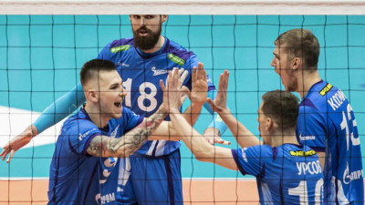 Волейбольный «Зенит» завершил год победой