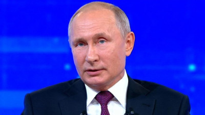 Прямая линия с Владимиром Путиным длилась 4 часа и 8 минут