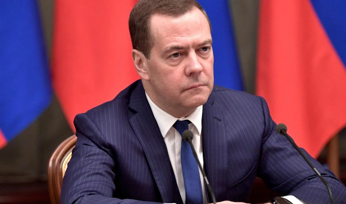 Дмитрий Медведев выйдет в прямой эфир в «ВКонтакте» - tvspb.ru