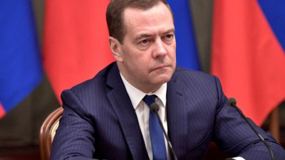 Медведев прокомментировал возможное возвращение России в «Большую восьмерку»