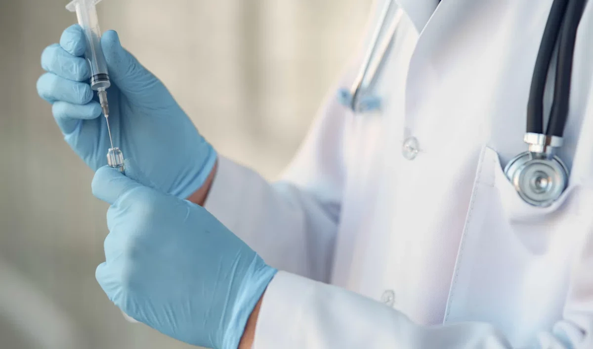 Врач, геммолог и IT-специалист: кому предлагают самые высокие зарплаты в Петербурге - tvspb.ru