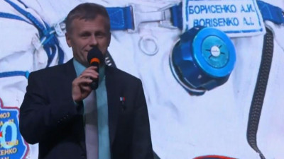 «И все-таки она не плоская»: Космонавт Борисенко — о популярных заблуждениях и возвращении астрономии в школы