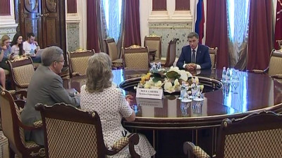 В Петербурге за выборами проследит комиссия из почетных граждан города