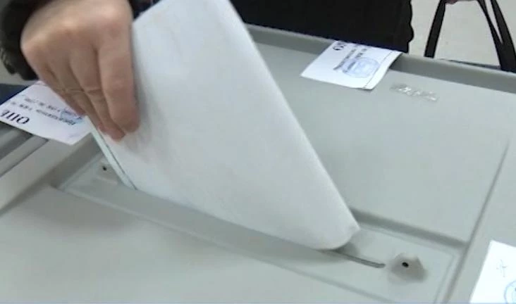 Досрочное голосование началось на выборах губернатора Ленобласти - tvspb.ru