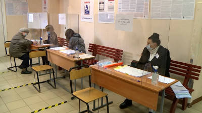 На участках и онлайн: Как россияне голосовали на выборах