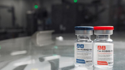 В Петербург привезли 73 800 доз «Спутника V»