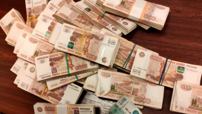 Статистика от следователей: кто и почему продолжает давать взятки