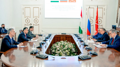 Александр Беглов и посол Таджикистана обсудили перспективы сотрудничества