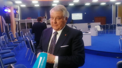 Президент Курчатовского института на примере изменения образа таксиста рассказал, как цифровизация влияет на общество