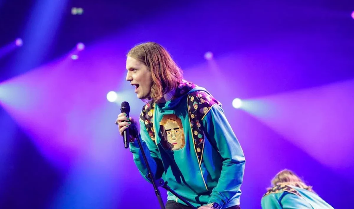 Участник «Евровидения» от Исландии выступит в финале шоу онлайн - tvspb.ru