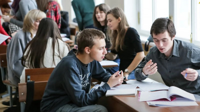 Ректор одного из вузов Петербурга высказался «за» проверку QR-кодов на входе в заведения