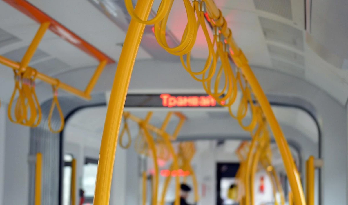 Пассажиропоток в петербургском транспорте снизился на 24% - tvspb.ru