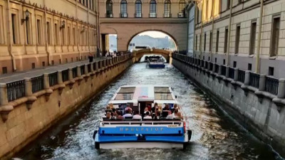 Названы 3 самых популярных водных маршрута в Петербурге