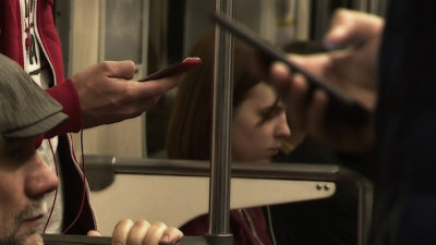 Корреспондент канала «Санкт-Петербург» проверил работу Wi-Fi в метро