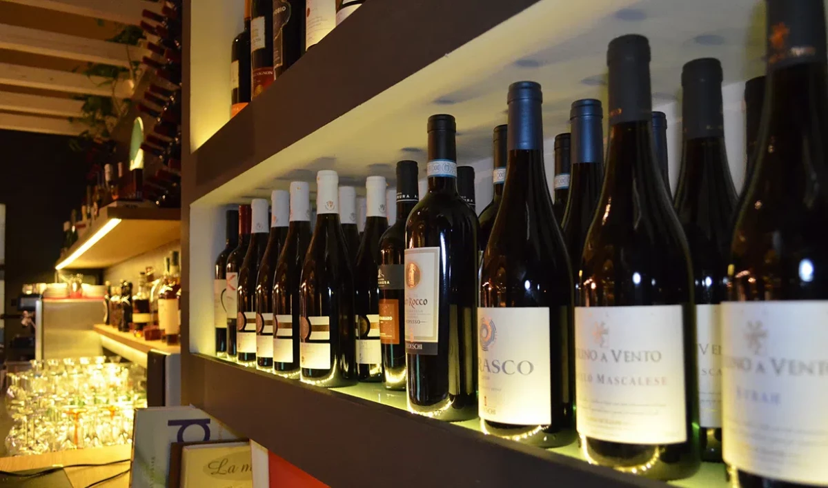 Ретейлеров предупредили о возможном росте цен на алкоголь - tvspb.ru